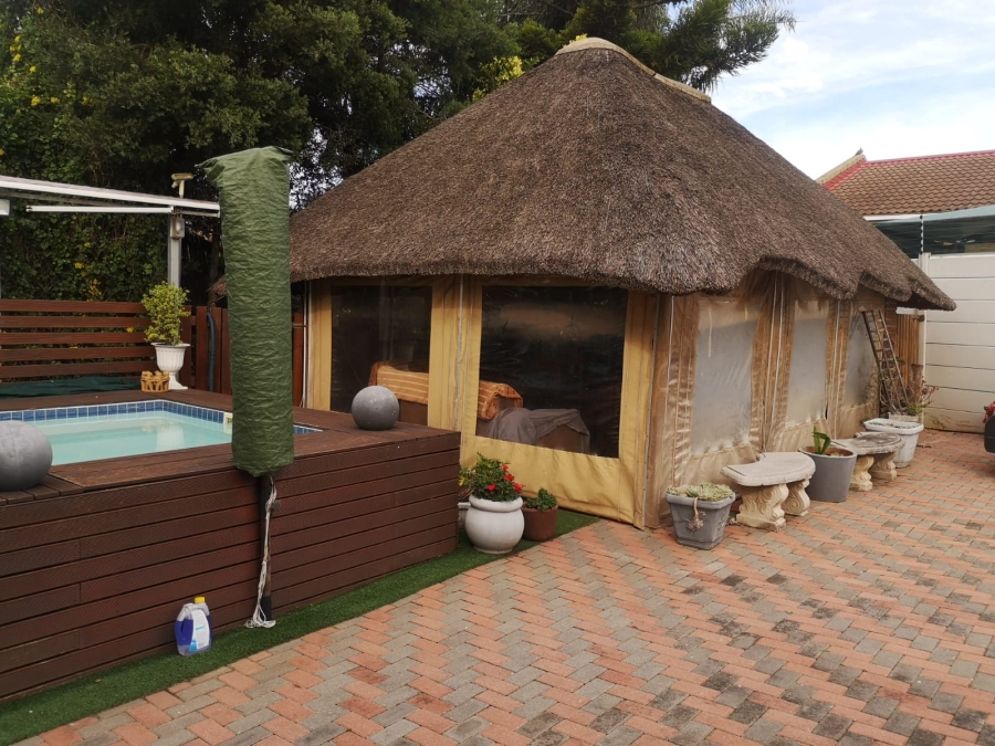 4 Bedroom Property for Sale in Azalea Park Eastern Cape